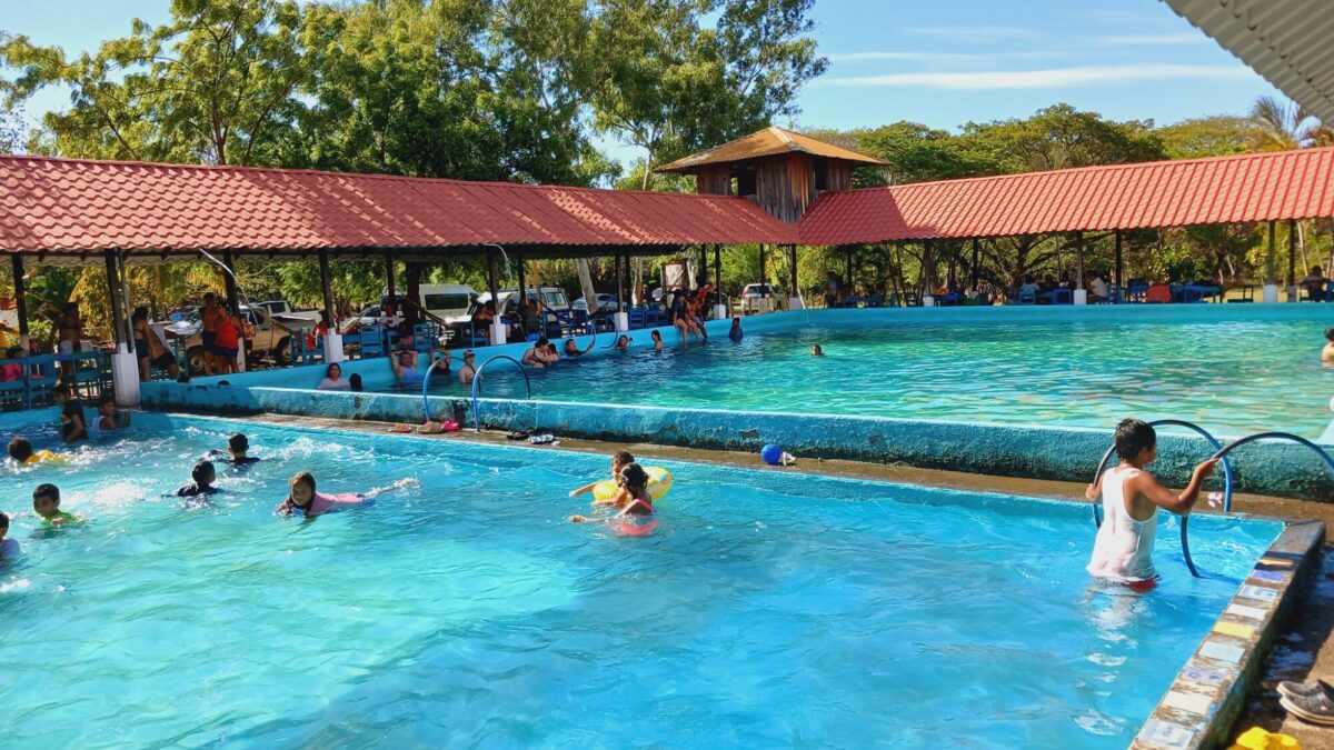 ¿Estrés? Teustepe te espera con aguas termales y buena vibra